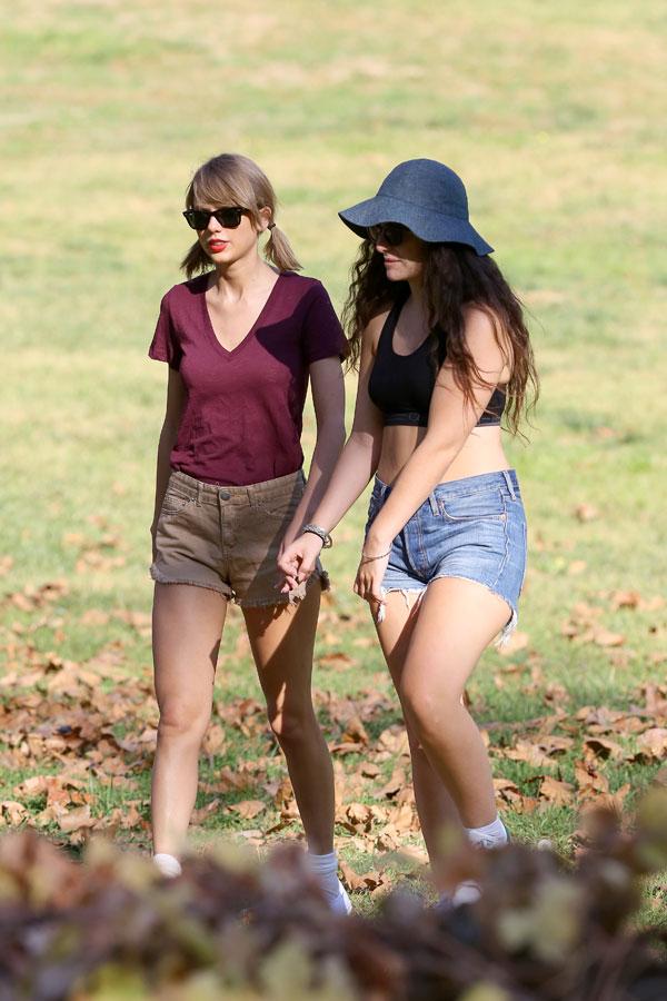 Taylor Swift & Lorde Hike