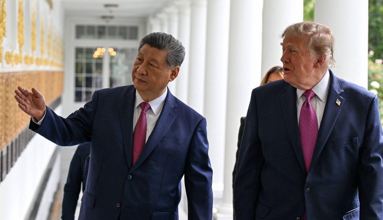 Picture of Donald Trump and Xi Jinping