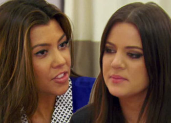 //kourtney khloe kardashian e