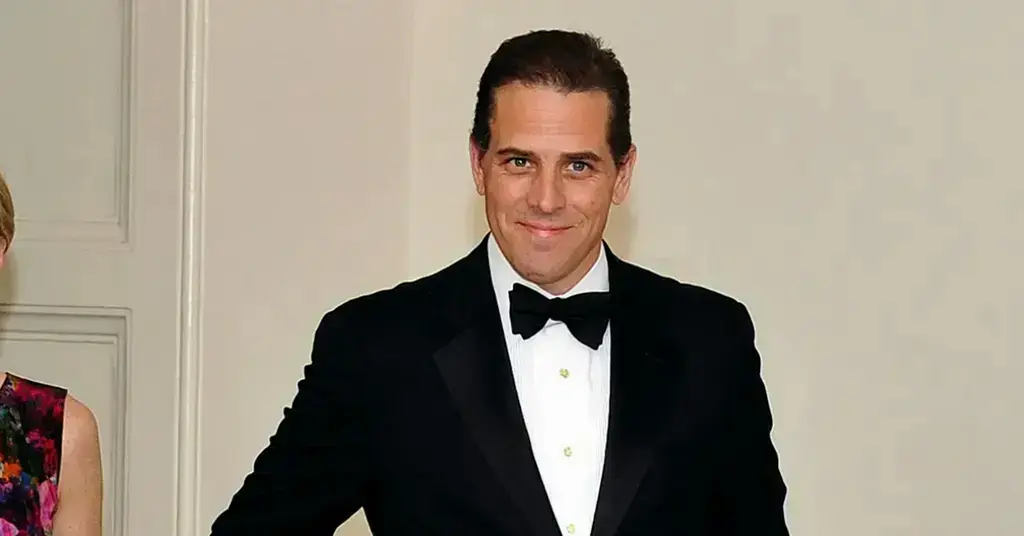 Hunter Biden Says He Drank a Bottle of Vodka and Hit Crack Pipe Daily - Vimarsana News