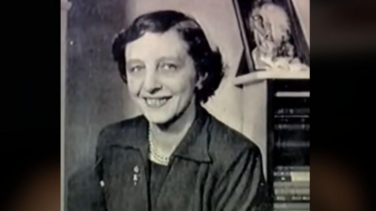 Photo of Marion Crawford