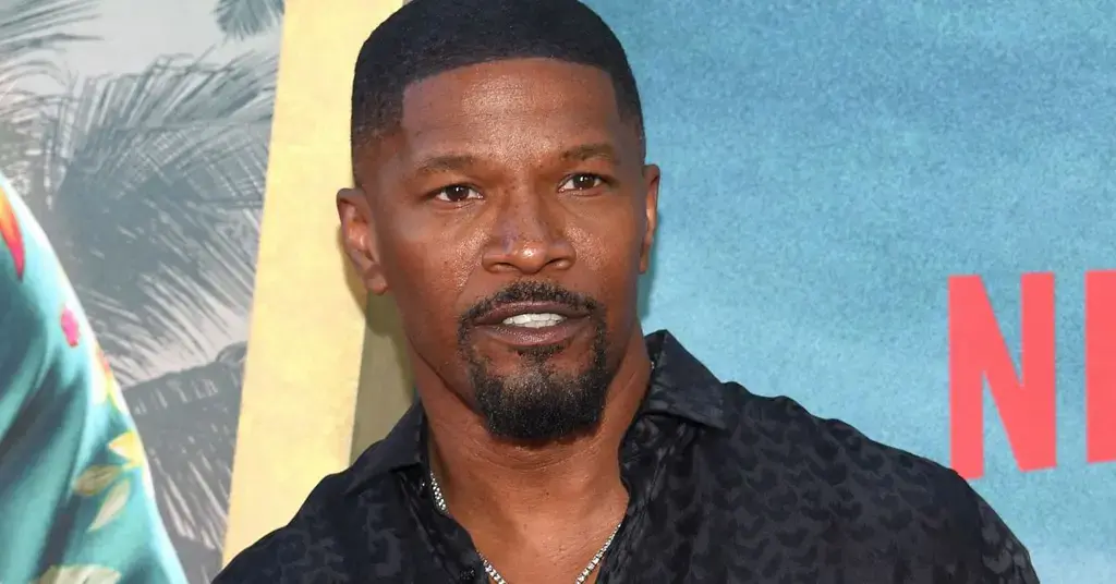 jamie foxx recovering hospital needing stitches glass thrown dinner