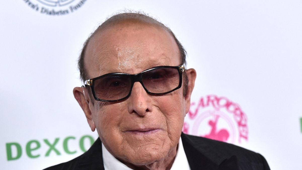 clive davis million fortune family cash clash