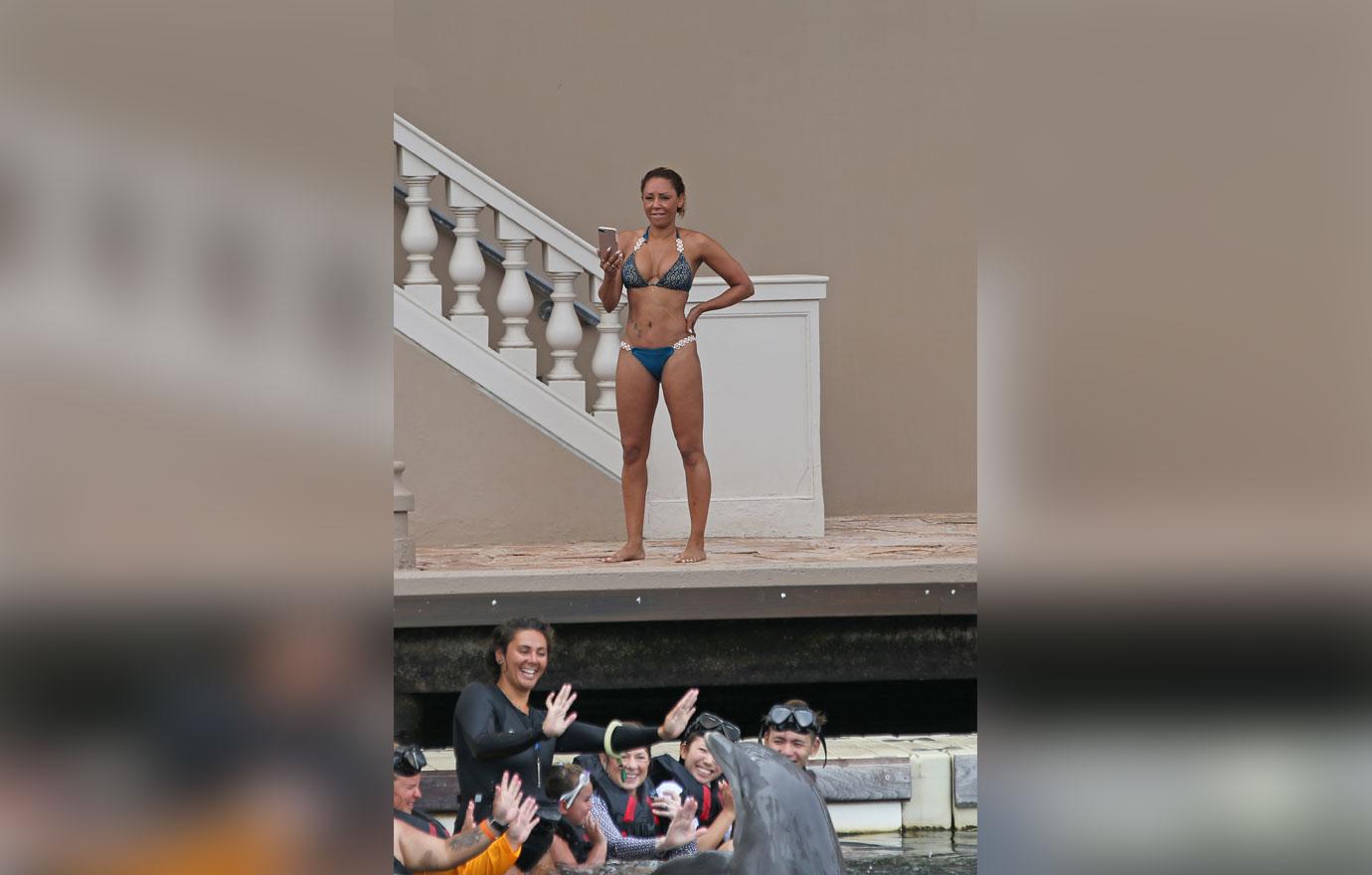 Mel B abs bikini body