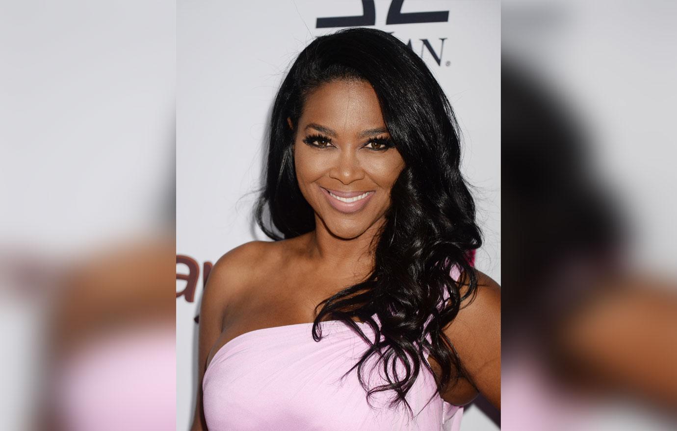 Kenya Moore’s Divorce Drama Pays Off: She’s Will Be Full-Time Housewife On ‘RHOA’