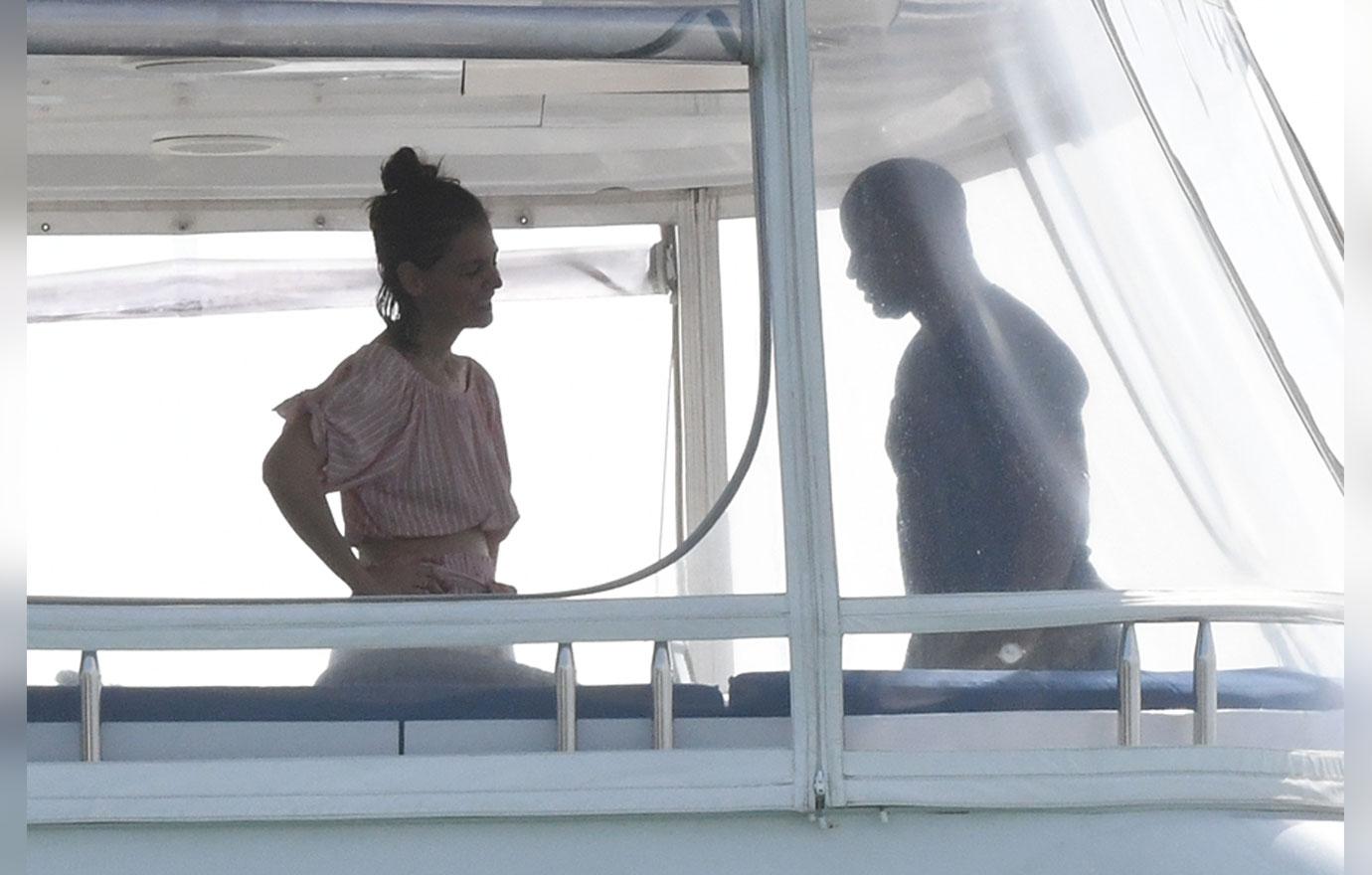 //katie holmes and jamie foxx pre wedding miami yacht holiday