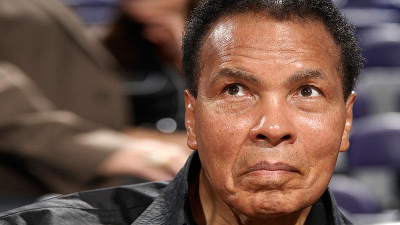 //mohammed ali hospitalized