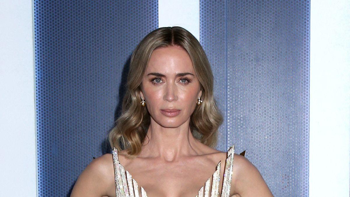 emily blunt a listers best worst on screen kisses