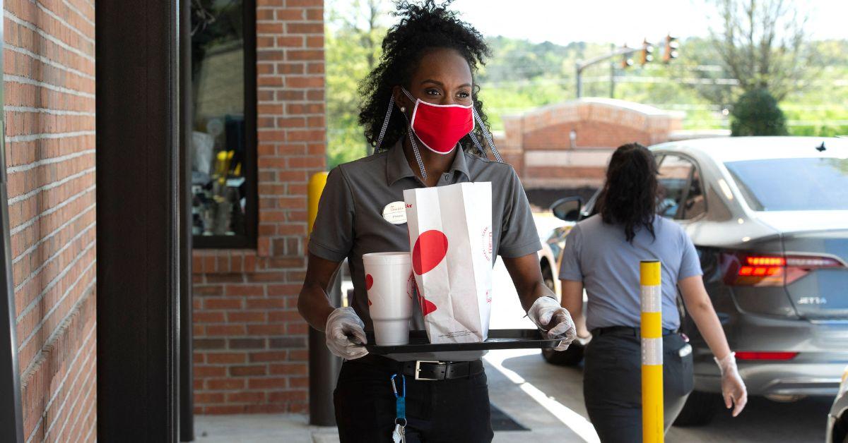 lindsey graham joins protest demanding chick fil a remain closed on sundays