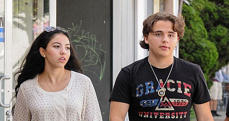 //remi alfalah square splash