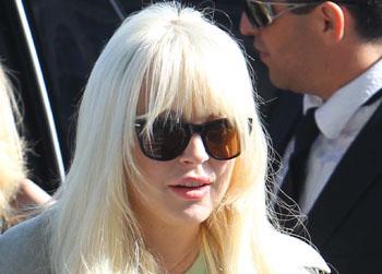 //lindsay lohan probation praise splash