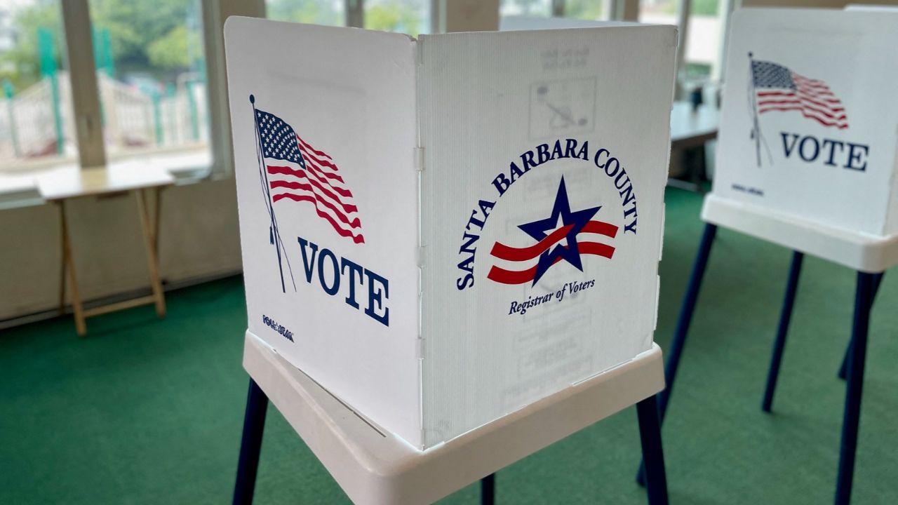 Photo of an election precint