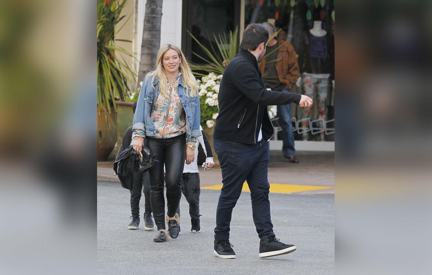 //hilary duff mike comrie beverly hills dinner