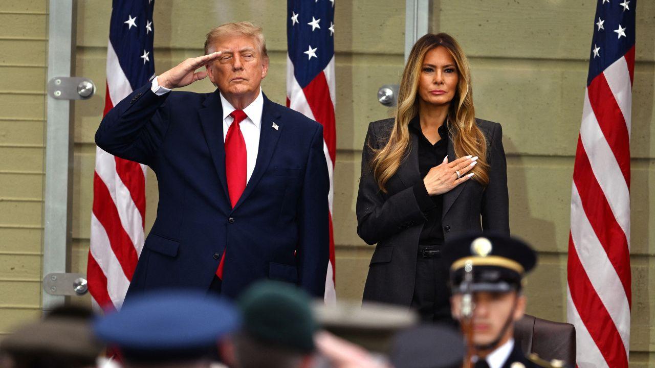 image of Donald Trump's chronic venous insufficiency diagnosis has previously drawn attention to swelling in his lower legs.