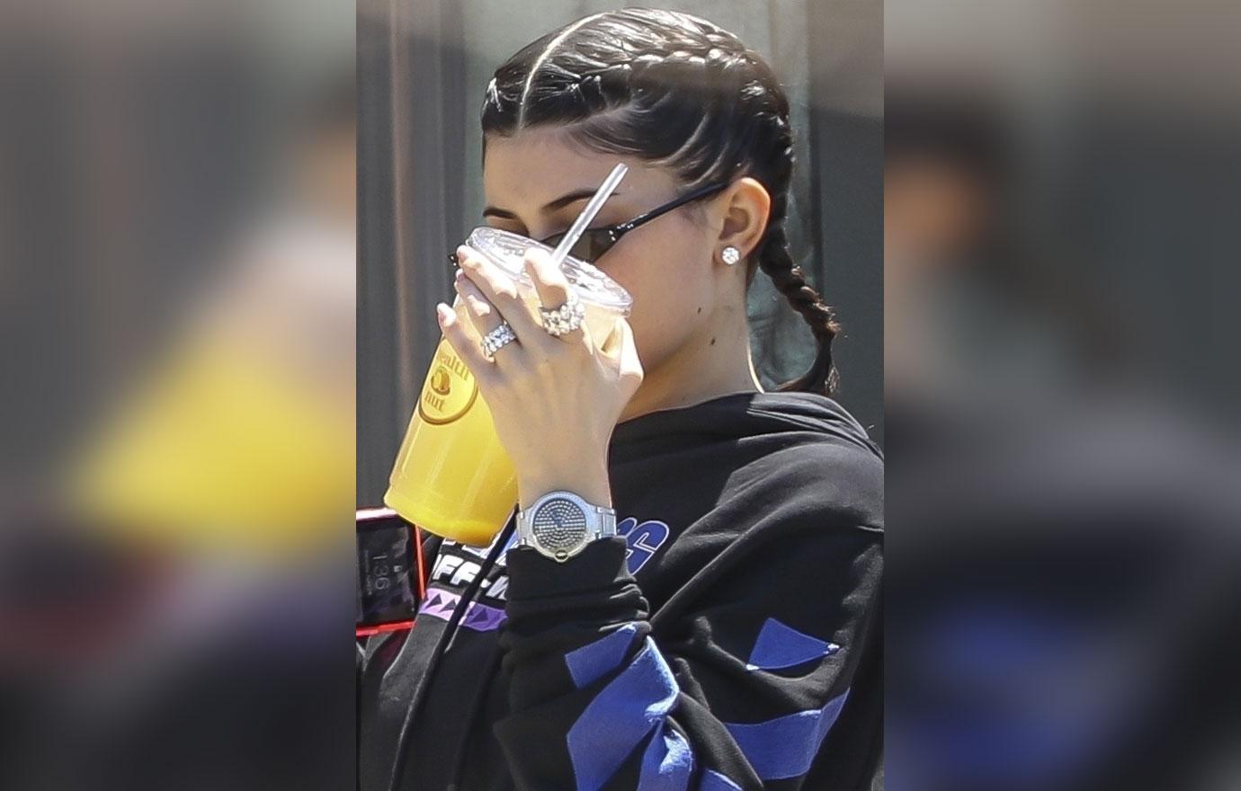 Kylie Jenner wears rumored engagement ring on jewelry shopping spree