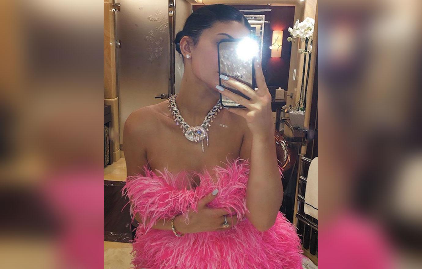 Blac Chyna Wears Kylie Jenner’s Pink Feather Dress