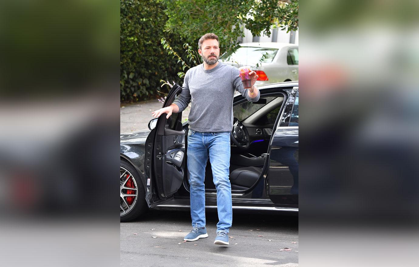 Ben Affleck At Jennifer Garner’s House After Drunken Night Out