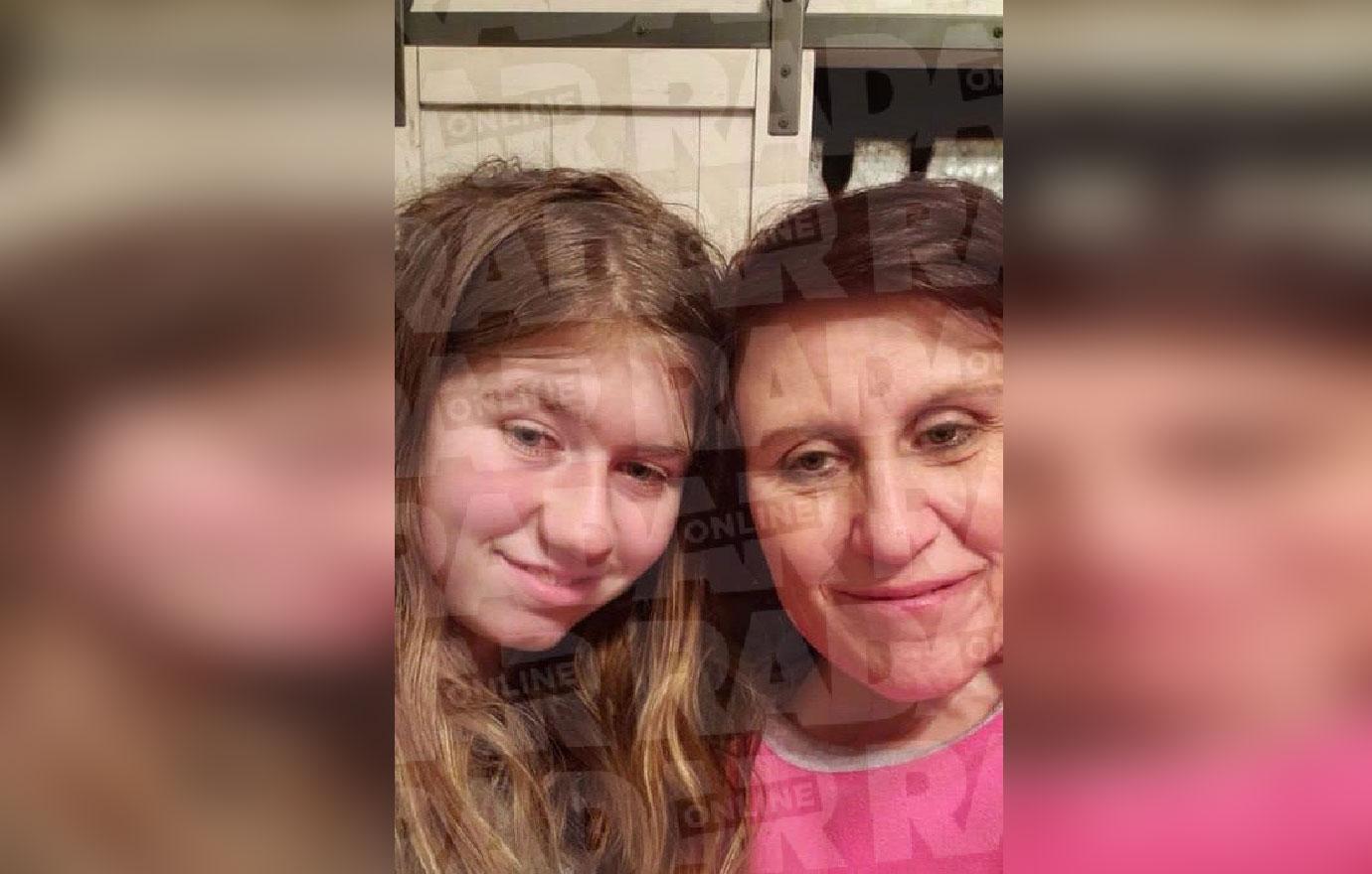 Jayme Closs Reunites With Family And Friends Photos