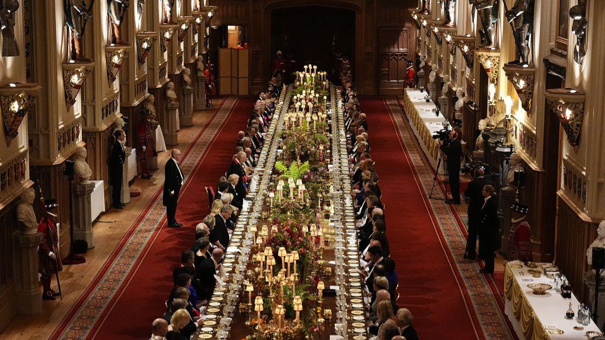 Photo of Windsor Castle banquet hall