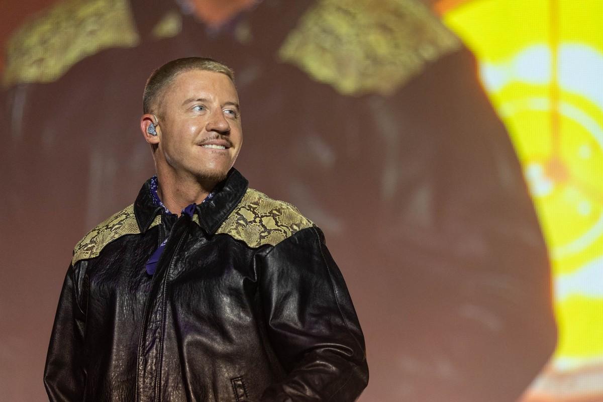 Macklemore was removed as Sheeran's opening act following his remarks about the conflict in Gaza.