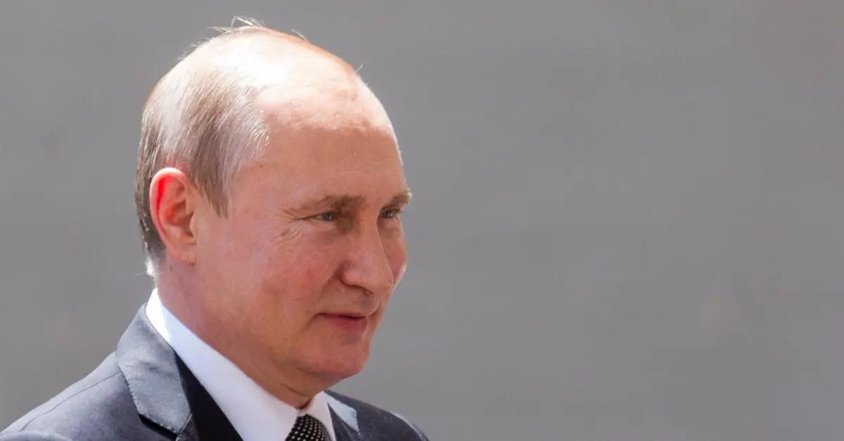 Vladimir Putin Set To Undergo 'Emergency Colon Surgery' After Fall Rumors