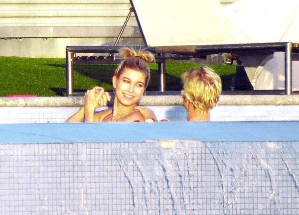 //justin bieber hailey baldwin swimming pool