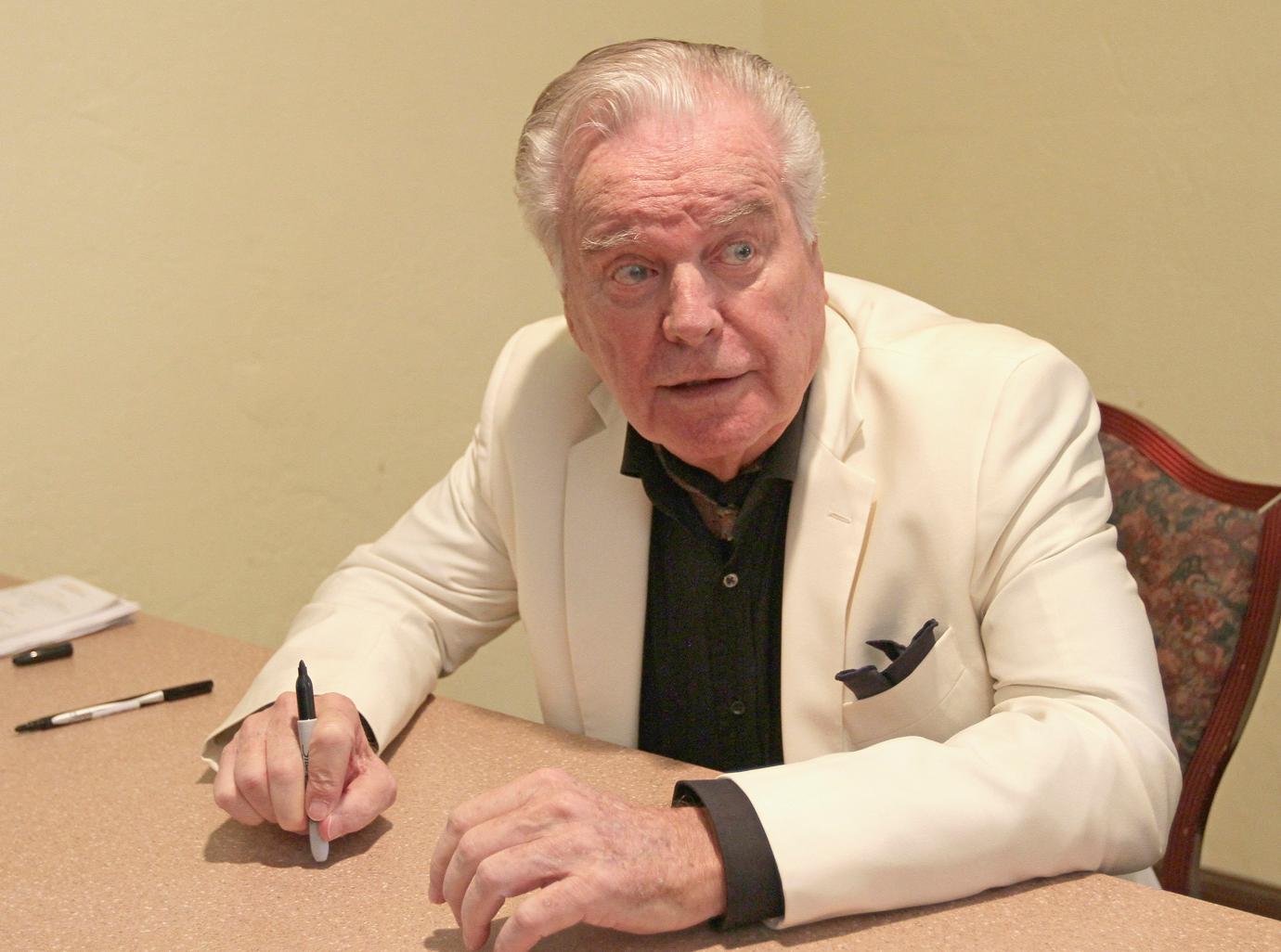 Robert Wagner Wife Jill St. John In Wheelchair Daughter Courtney Wagner Addiction Issues