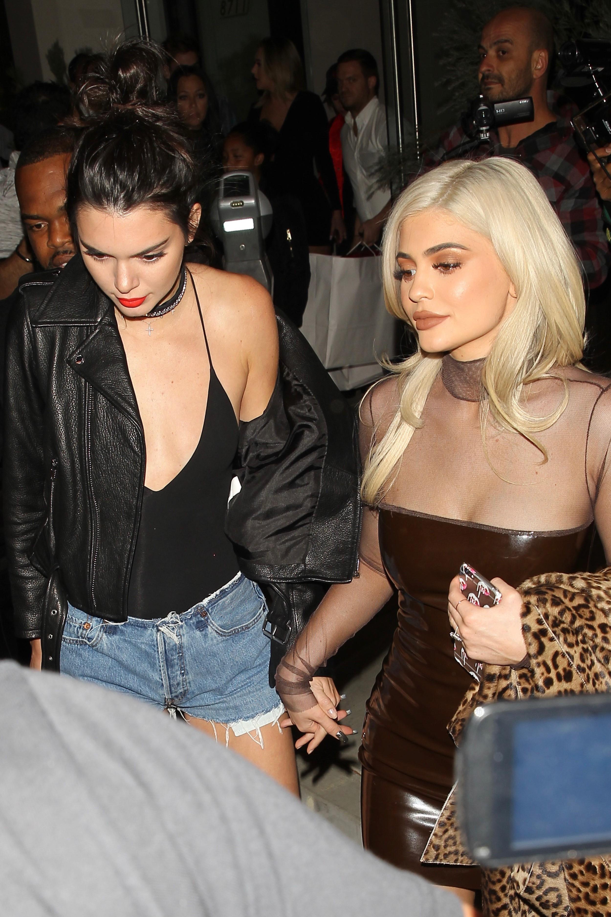 //kylie jenner kendall jenner jonathan cheban partying los angeles