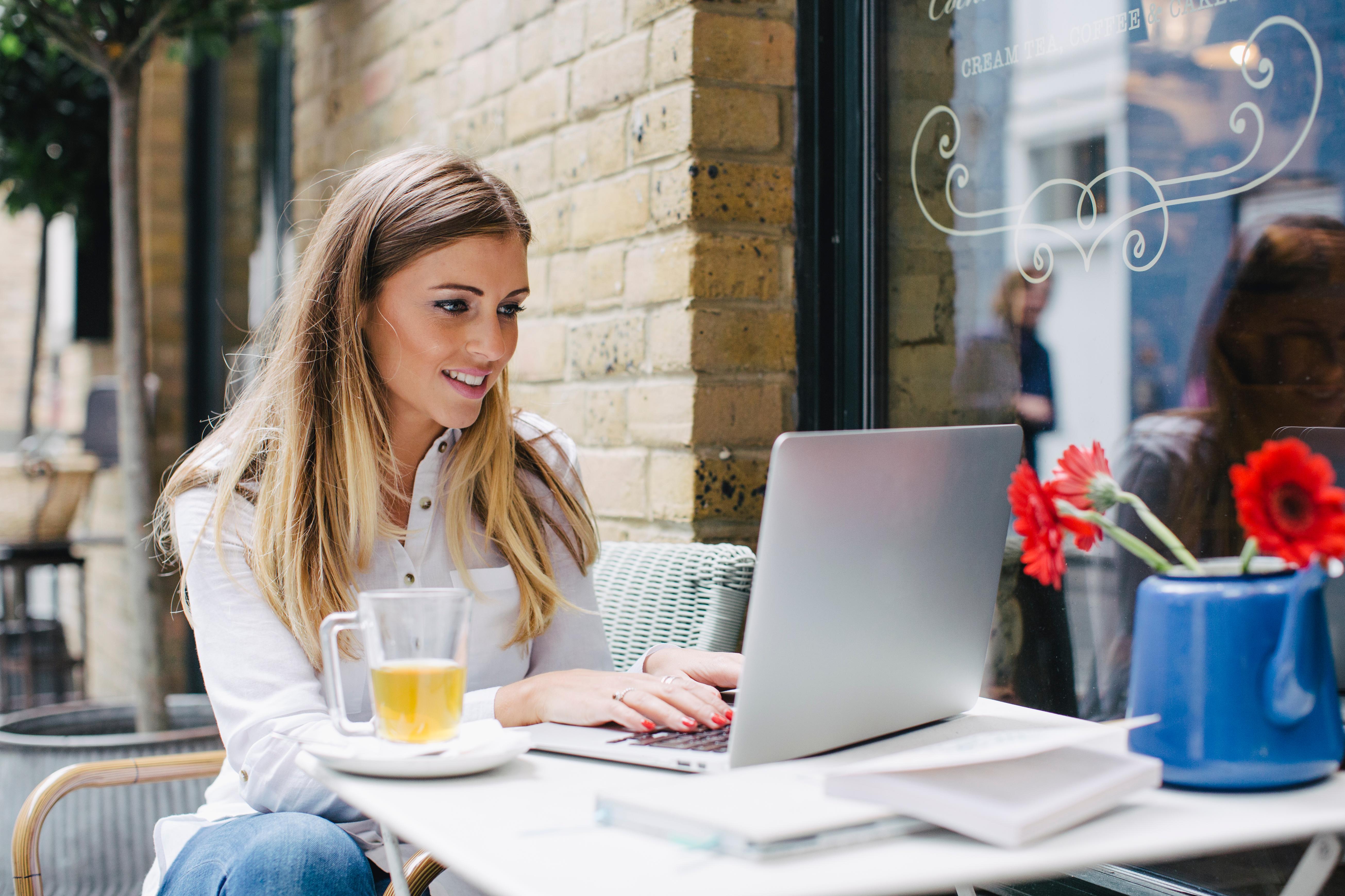 woman on laptop