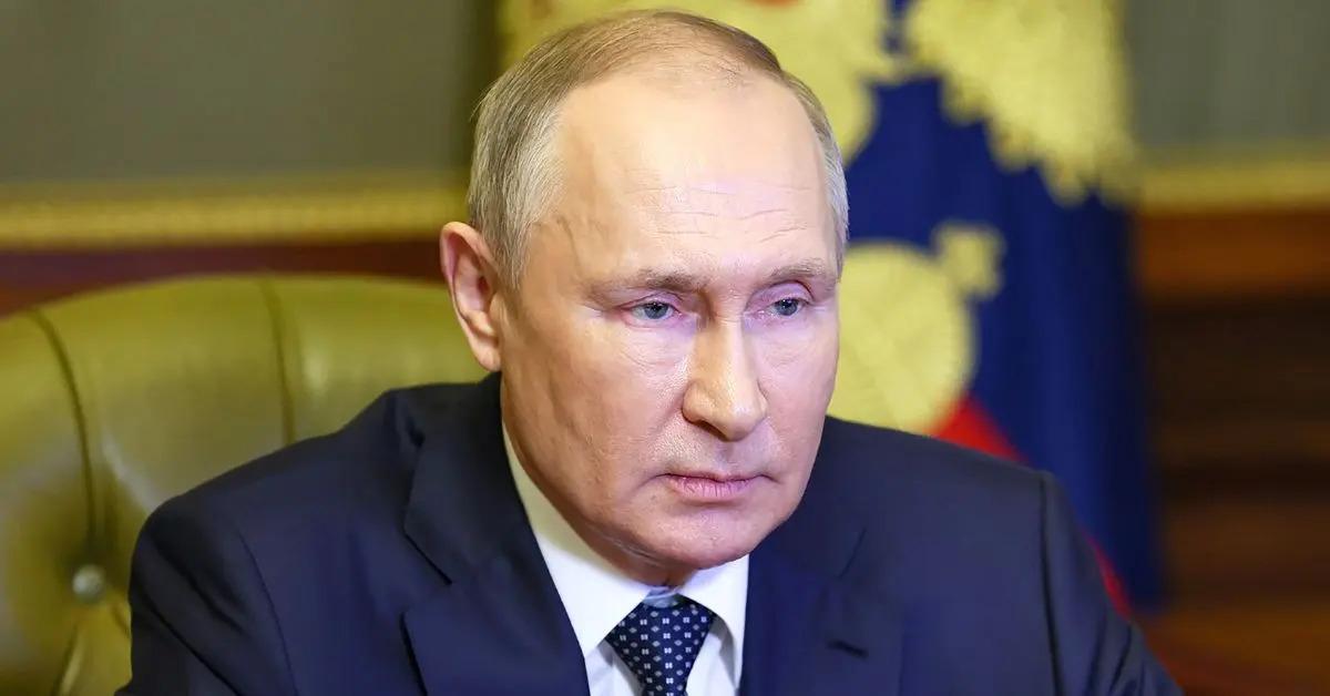 Vladimir Putin Set To Undergo 'Emergency Colon Surgery' After Fall Rumors