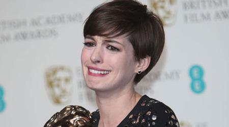 //anne hathaway wenn