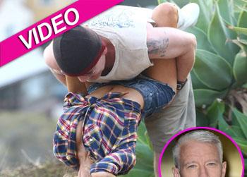 //courtney stodden doug hutchison anderson cooper ridiculist defend_