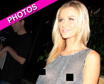 //joanna krupa splash