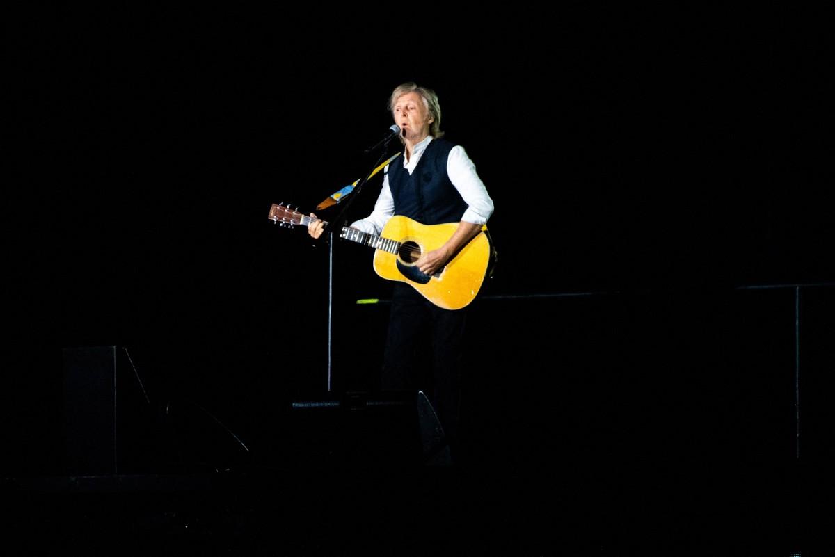 Linda McCartney encouraged her husband to pursue a solo career as he struggled with the Beatles' breakup.
