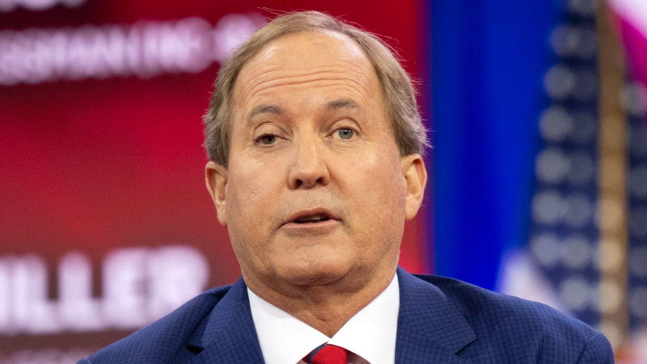 Photo of Ken Paxton