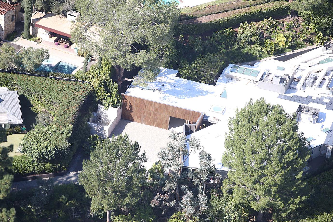 Portia De Rossi Moves Out On Ellen DeGeneres Secret Beverly Hills Mansion