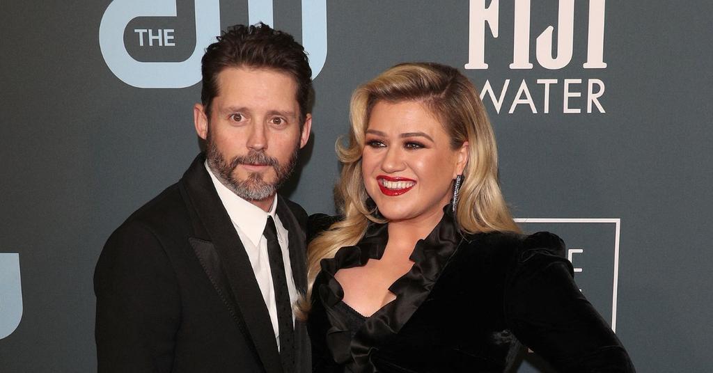 Kelly Clarkson's Ex-Husband Ordered to Pay Singer $2.6 Million in Fight ...