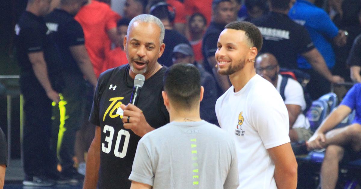 It appears Stephen Curry's parents are doing a spouse swap, they