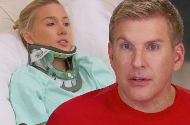 todd chrisley cries daughter savannah car crash