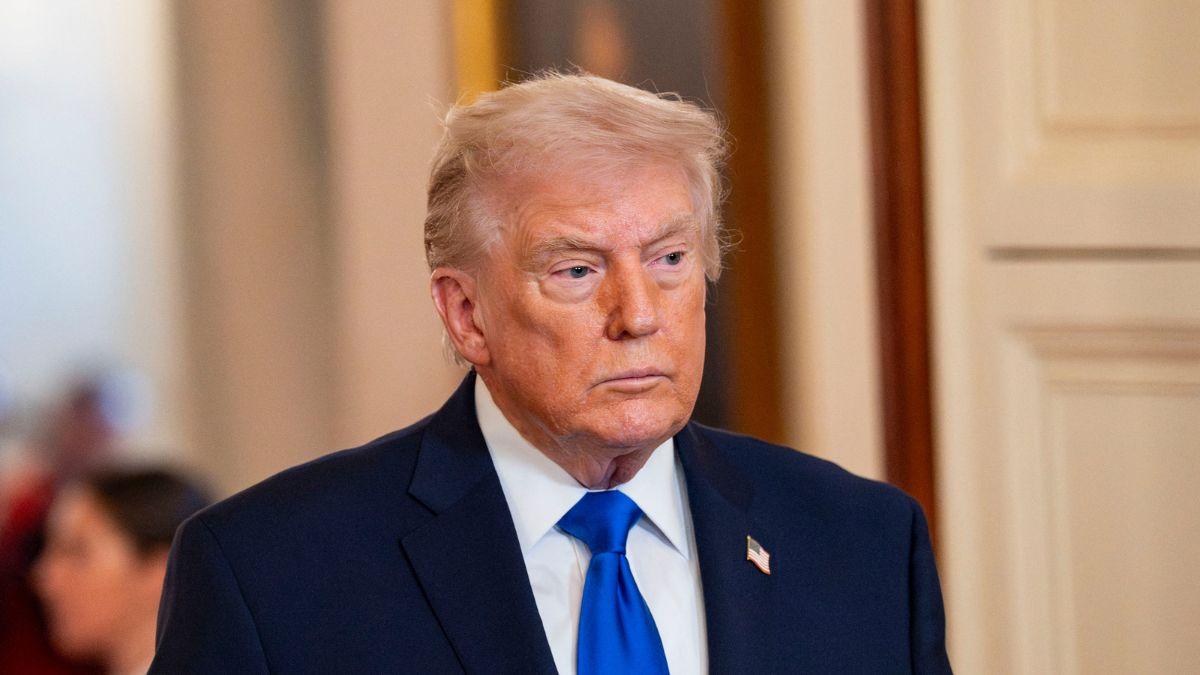 A source suggested Trump may have authorized CIA scrutiny of Carlson following his opposition to the Iran conflict.