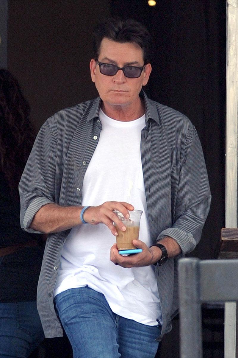 charlie sheen hiv doctor police report thug attack mexico