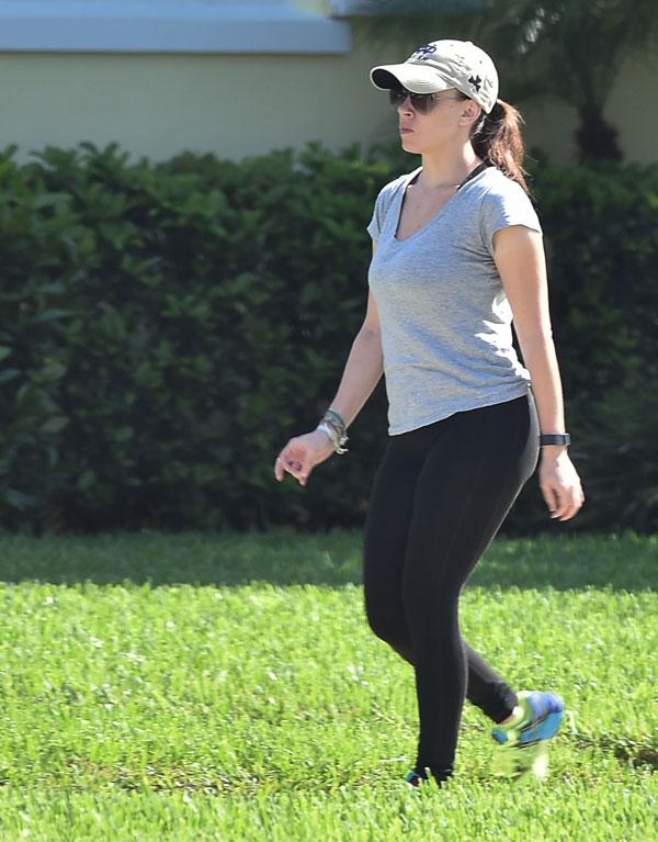 //former murder suspect casey anthony goes for jog florida​