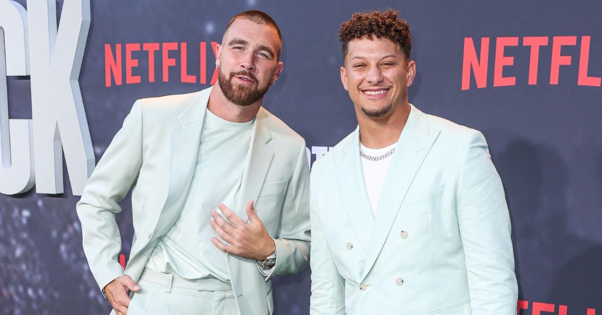 Chiefs Tight End Travis Kelce Just livin' in Wayne's World Plaid Suit