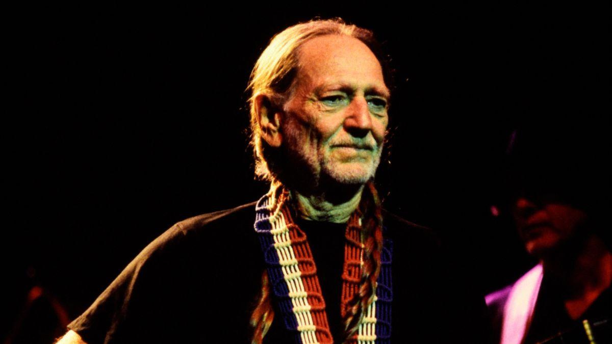 Willie Nelson said he can't 'smoke anything' anymore in 2025.
