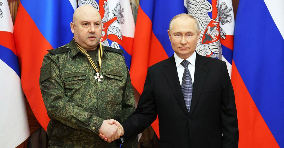 Putin Promises Russia Soldiers $600 Per Kilometer Taken From Ukraine