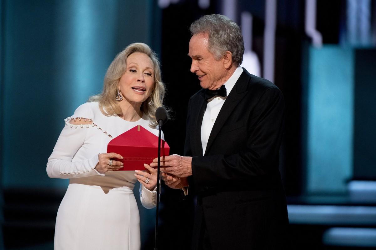 Faye Dunaway and Warren Beatty mistakenly announced 'La La Land' as Best Picture before 'Moonlight' was declared the actual winner.
