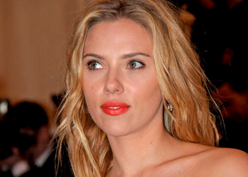 //scarlett johansson marriage kids