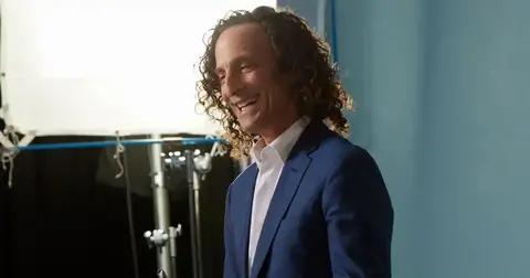 kenny g ex wife demands million home jeff bezos protective order