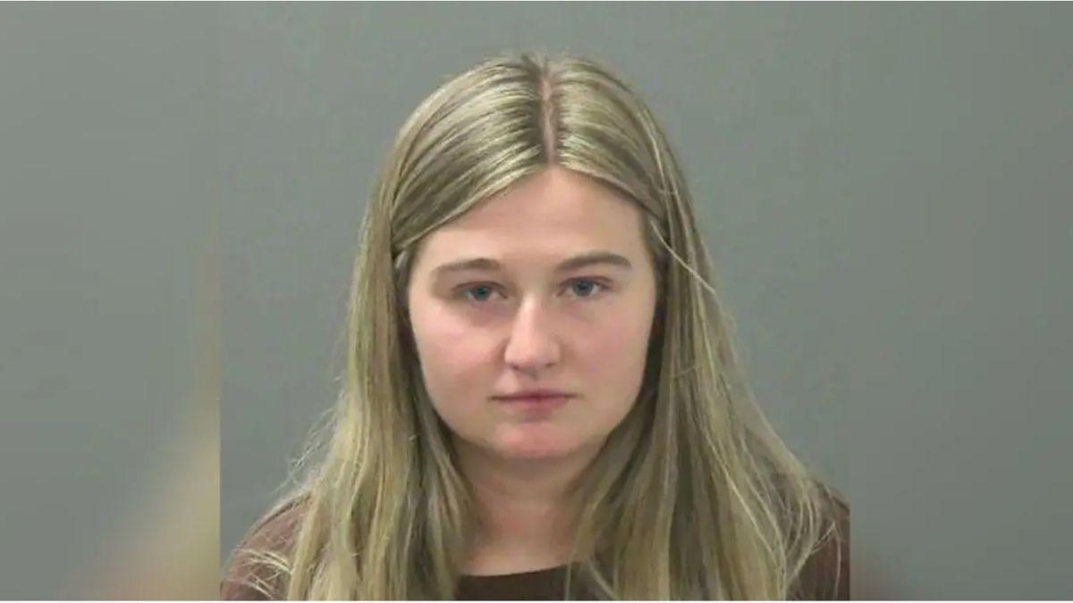 image of mugshot of Kendra Duggar