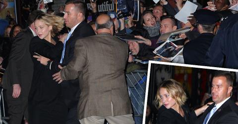 //jennifer lawrence mobbed at letterman video post pic